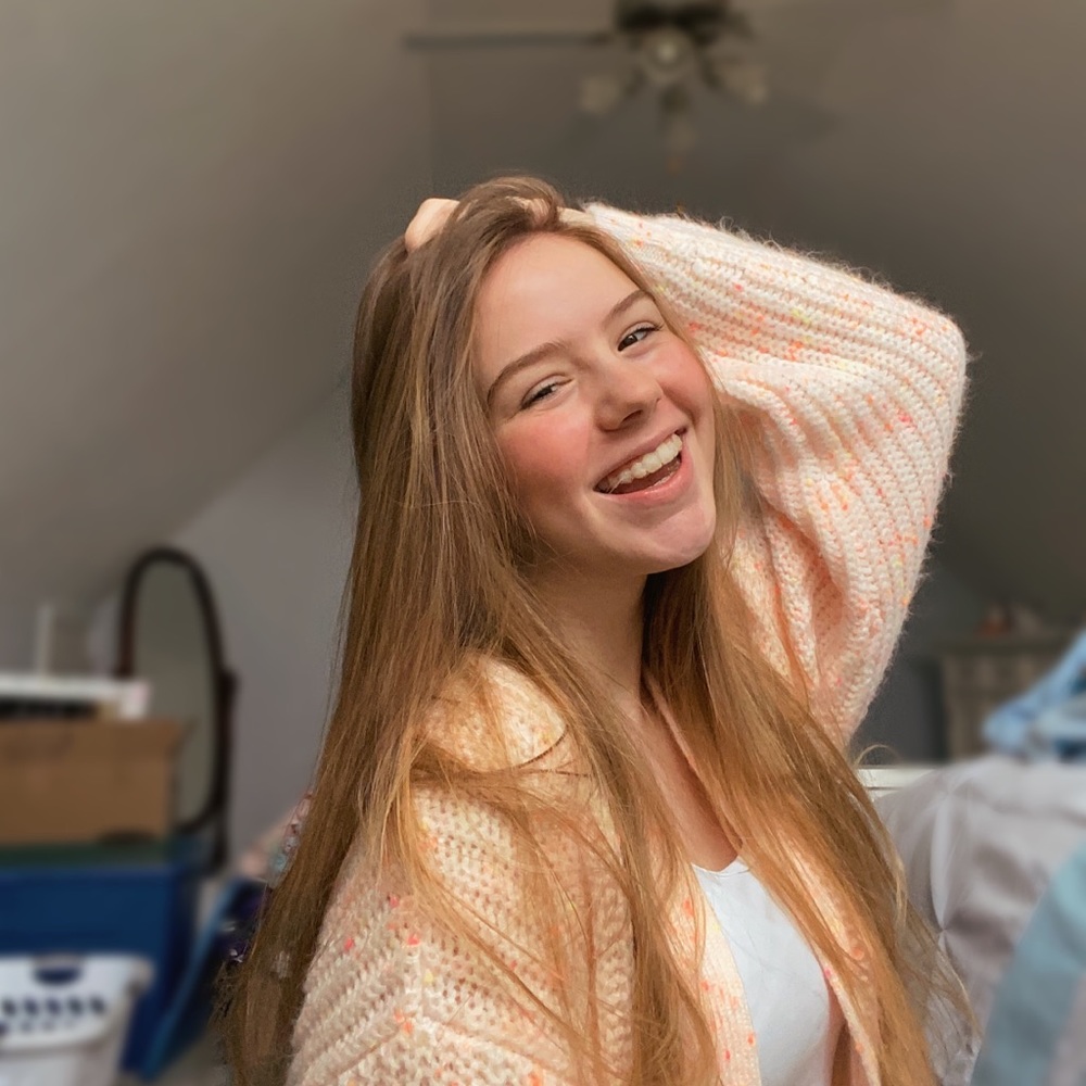 Meet your Posher, Alisa